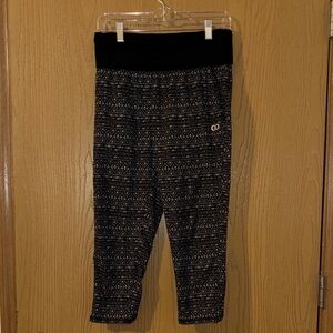 Stylish Black Patterned Women’s Leggings